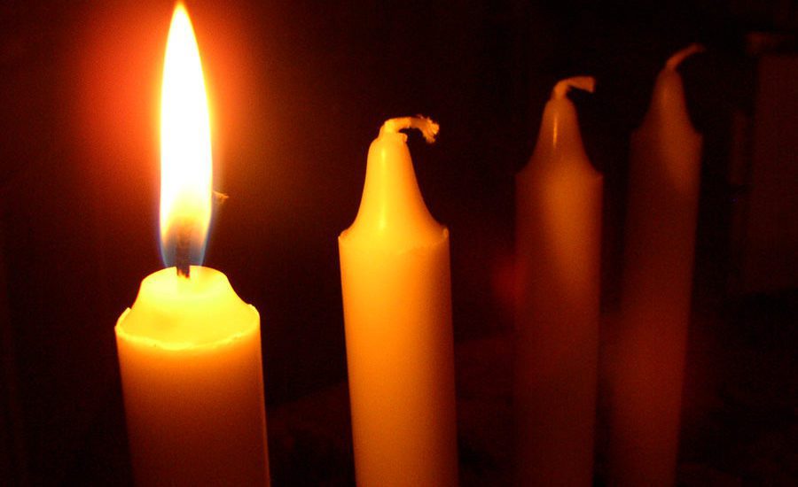 nov30_first_advent_candle